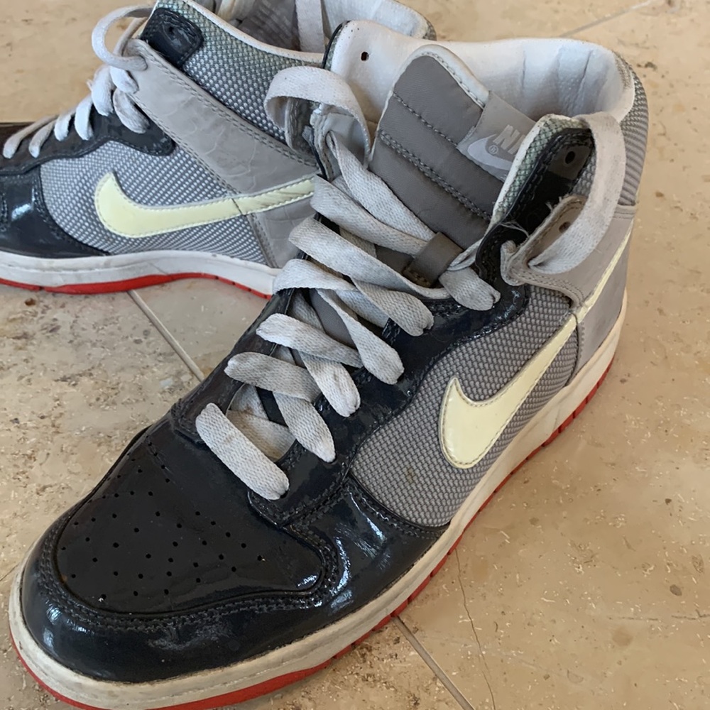 Nike Dunks - image 4